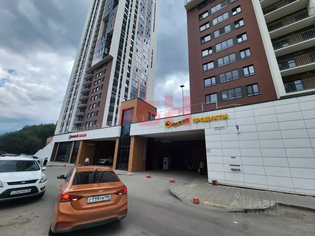 Помещение свободного назначения в Свердловская область, Екатеринбург ... - Фото 1