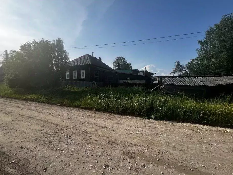 Дом в Пермский край, Усолье Усольский район, ул. Воронихина, 98 (60 м) - Фото 1