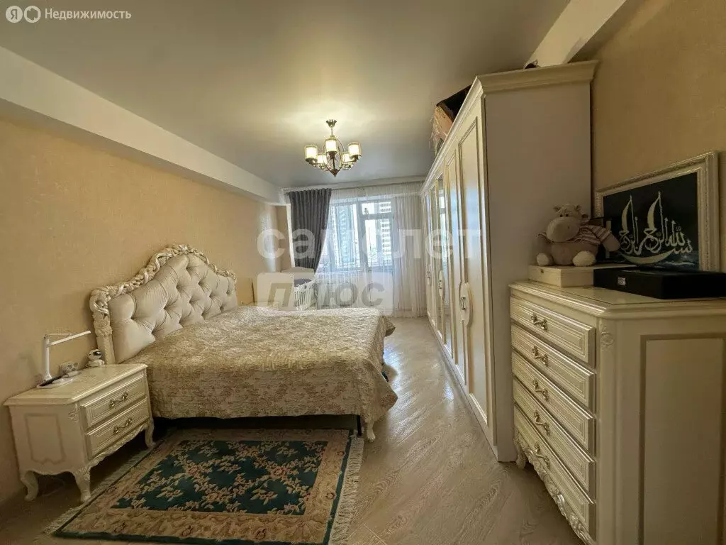2-комнатная квартира: Махачкала, Шёлковая улица, 17 (84 м) - Фото 0