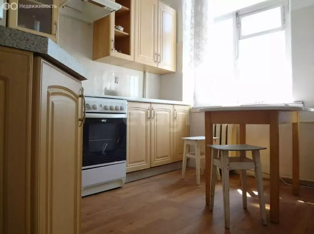 3-комнатная квартира: Чебаркуль, улица Ленина, 13 (81.4 м) - Фото 1