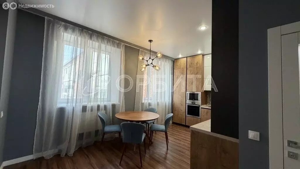 2-комнатная квартира: Тюмень, улица Короленко, 12 (66.1 м) - Фото 2