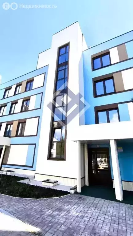 2-комнатная квартира: Пермь, улица Борцов Революции, 1А (70 м) - Фото 2