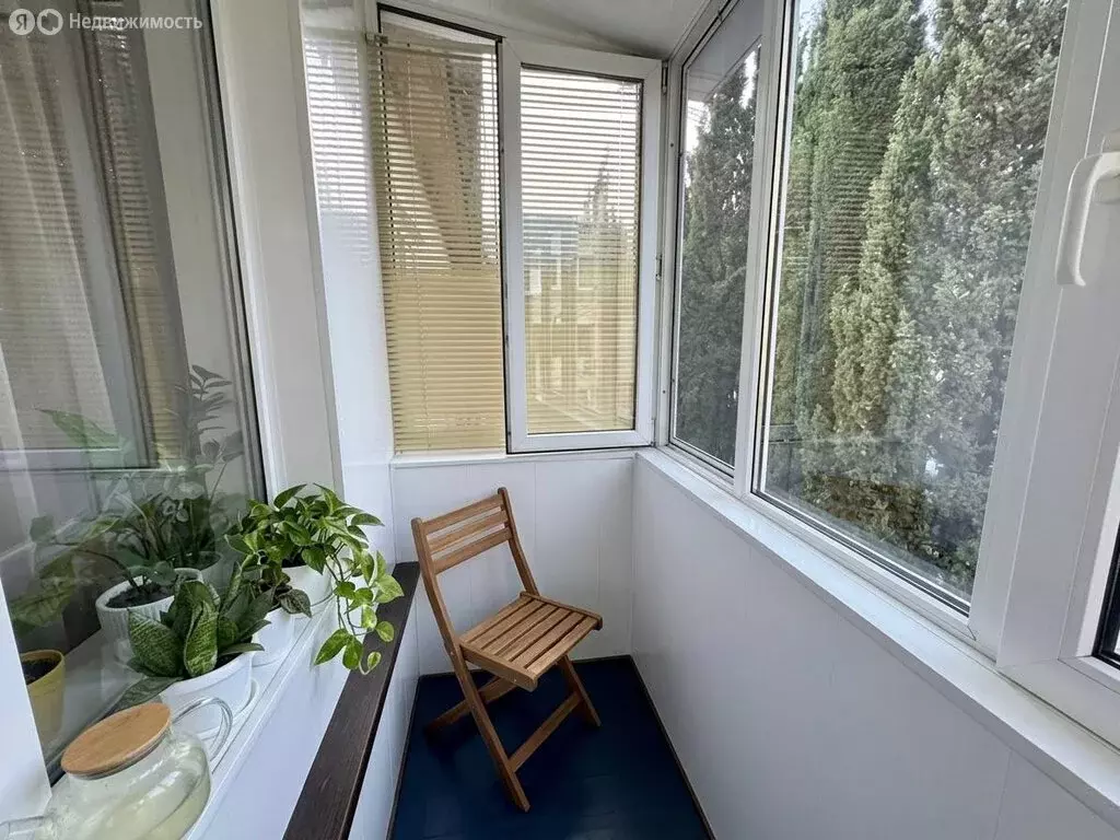 2-комнатная квартира: Ялта, улица Спендиарова, 6 (50 м) - Фото 1