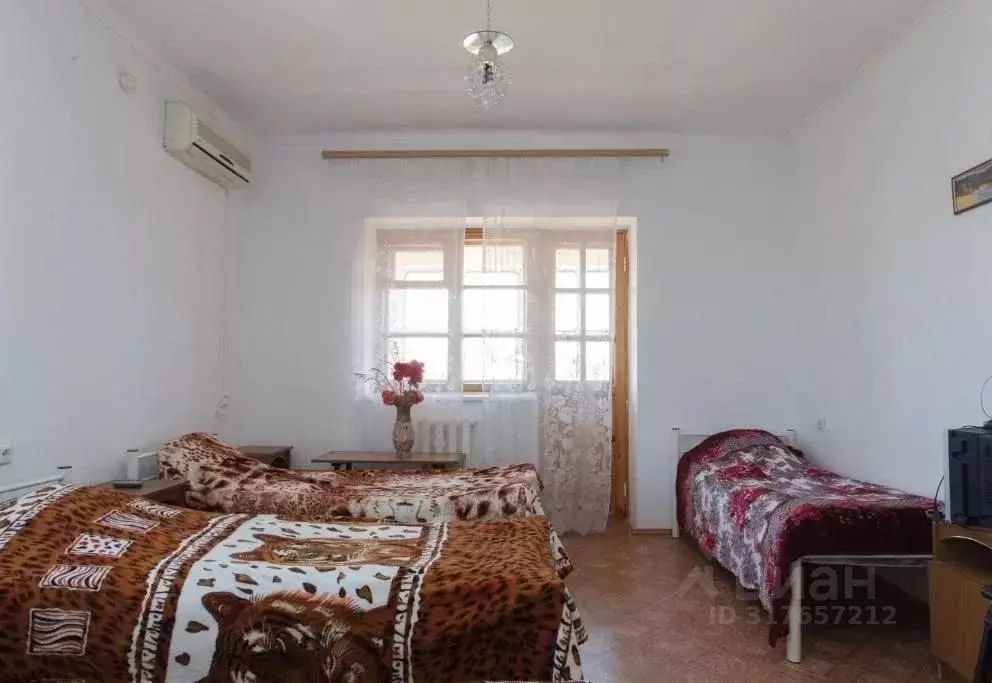 Комната Краснодарский край, Геленджик Десантная ул., 32Б (15.0 м) - Фото 0