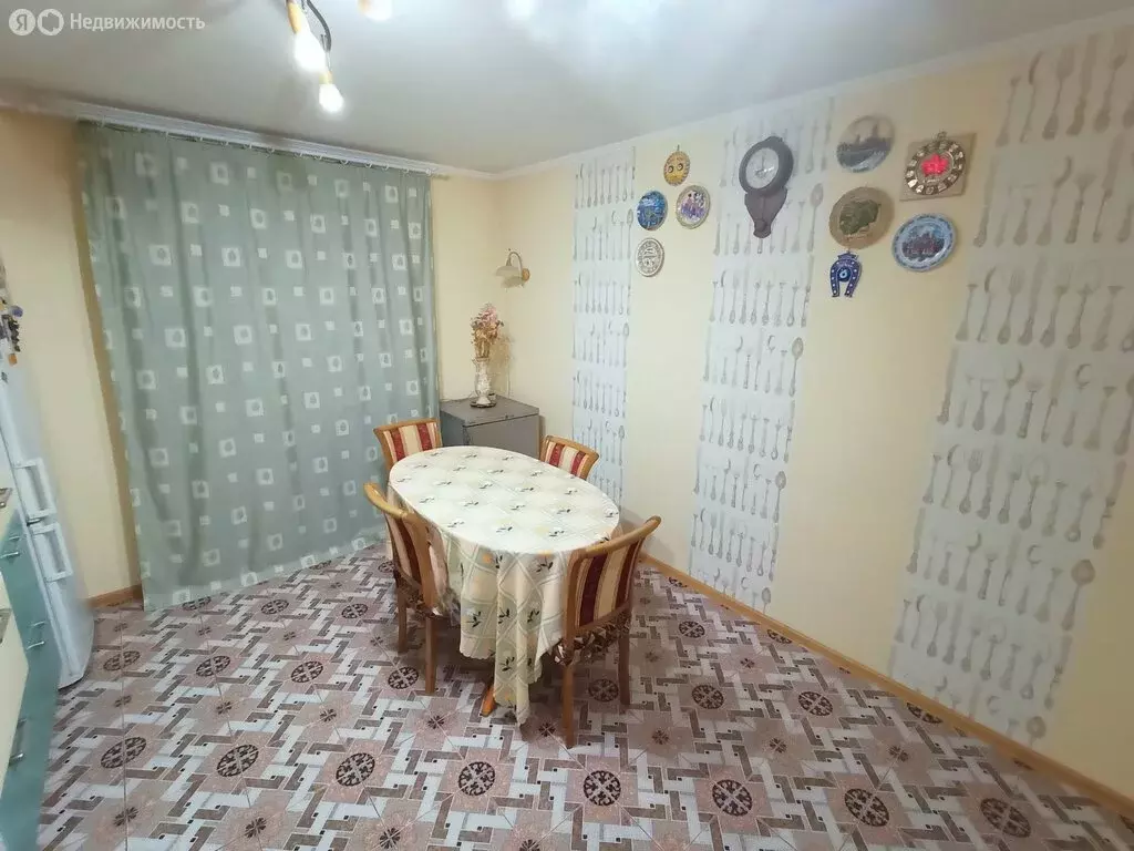 4-комнатная квартира: Йошкар-Ола, Красноармейская улица, 96А (108 м) - Фото 1