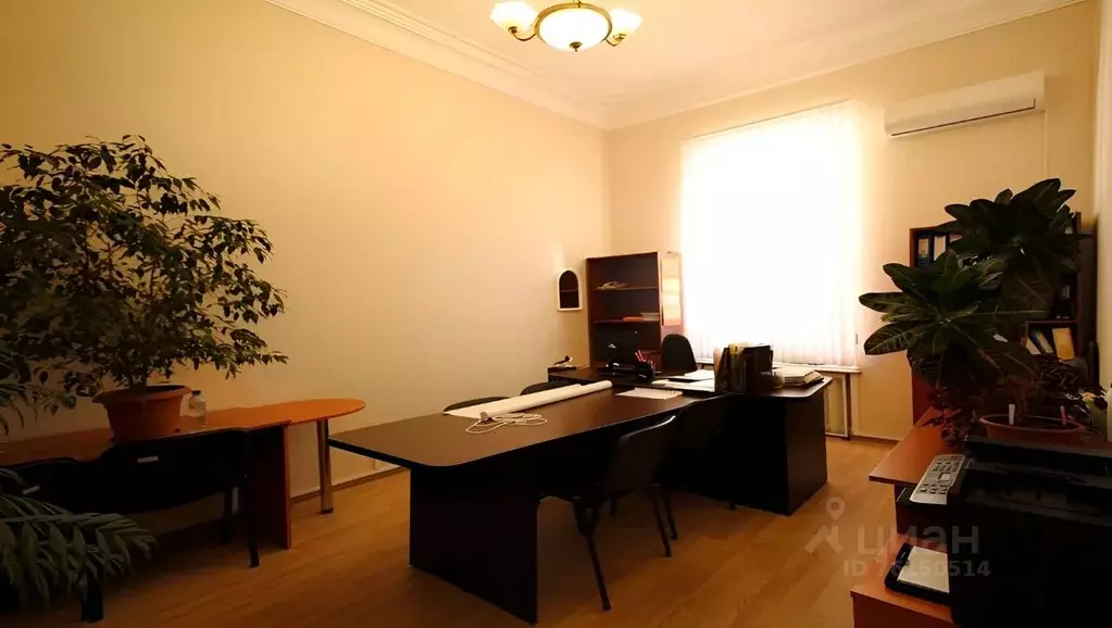 Офис в Крым, Симферополь ул. Долгоруковская, 36 (92.0 м) - Фото 0