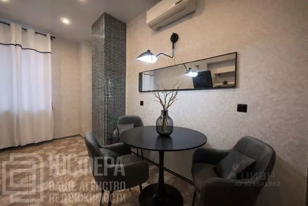 2-к кв. Волгоградская область, Волгоград Донецкая ул., 16а (80.0 м) - Фото 2