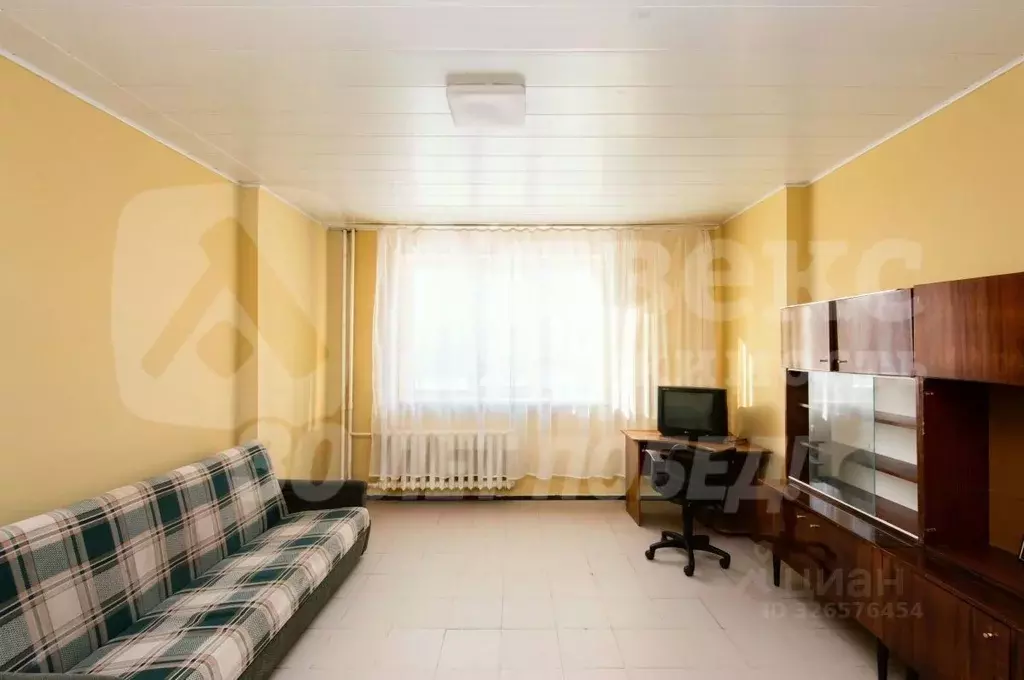 3-к кв. Тюменская область, Тюмень Харьковская ул., 27 (90.5 м) - Фото 1