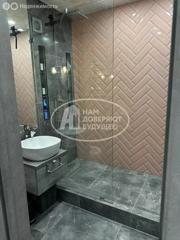 2-комнатная квартира: Лысьва, улица Смышляева, 10 (41.9 м) - Фото 1