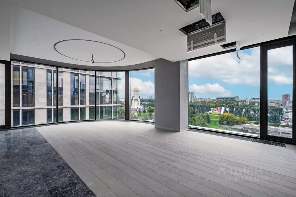 4-к кв. Москва ул. Братьев Фонченко, 1к3 (150.6 м) - Фото 1