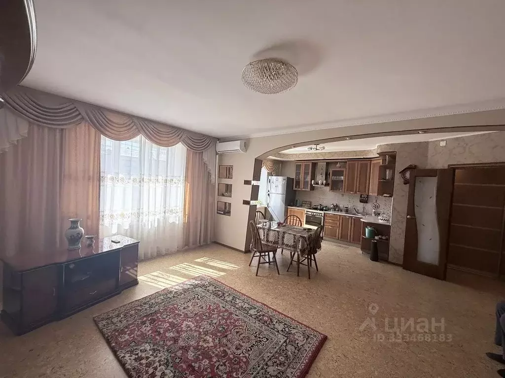 2-к кв. Бурятия, Улан-Удэ Геологическая ул., 28А (71.0 м) - Фото 1