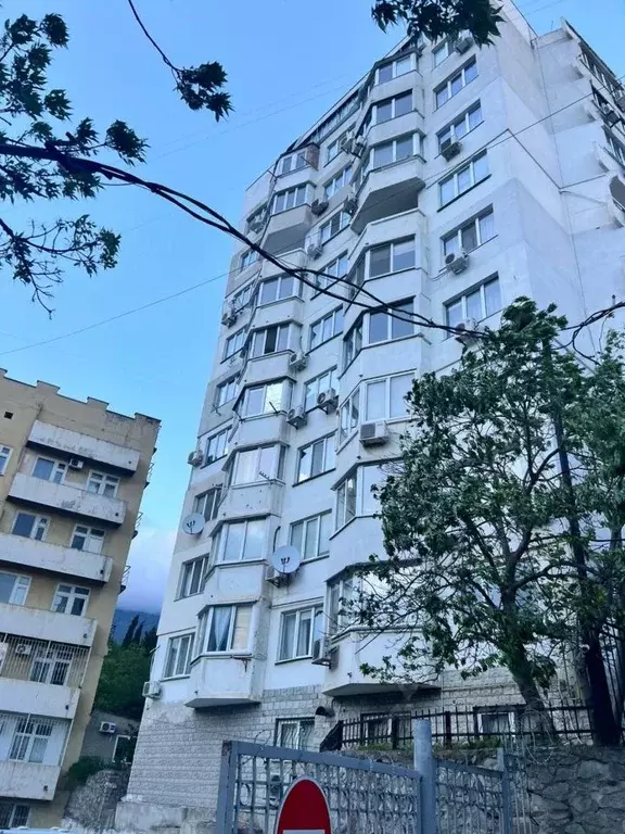 1-к кв. Крым, Ялта ул. Дзержинского, 33к3 (33.0 м) - Фото 0