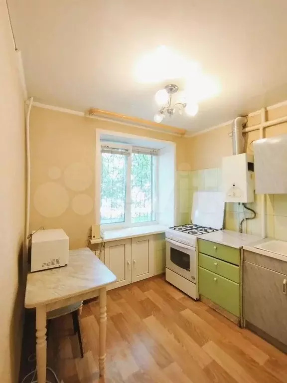 3-к. квартира, 50 м, 1/5 эт. - Фото 1