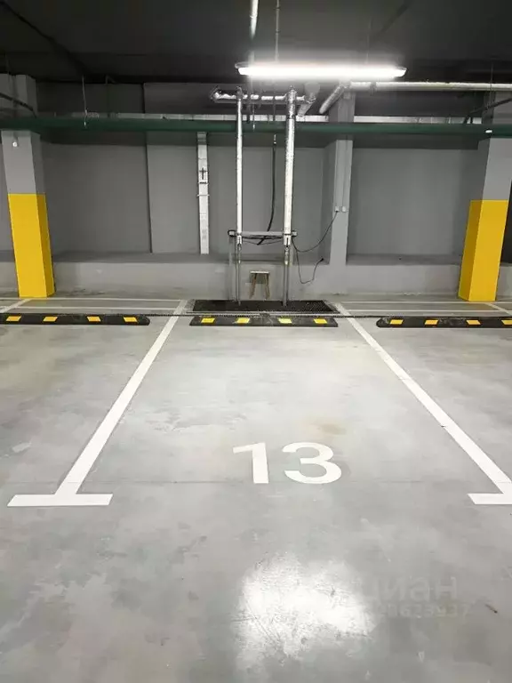 Гараж в Московская область, Одинцово ул. Маршала Жукова, 23к1 (15 м) - Фото 1