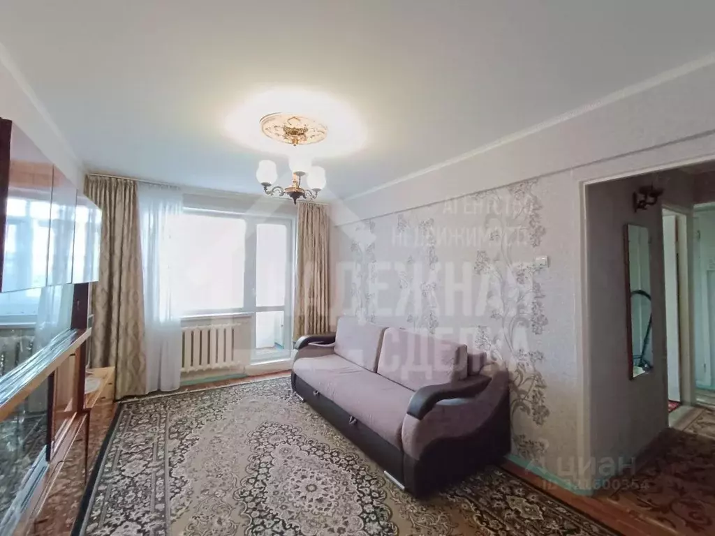 4-к кв. Алтайский край, Рубцовск Краснознаменская ул., 86 (59.8 м) - Фото 0