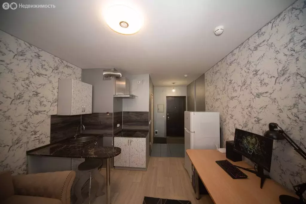 Квартира-студия: Екатеринбург, Рощинская улица, 21к2 (24 м) - Фото 2
