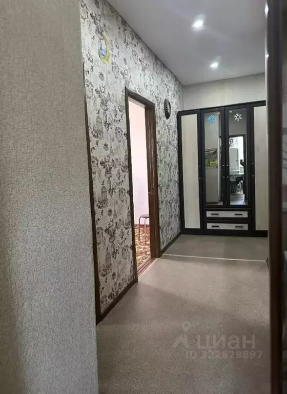 2-к кв. Саха (Якутия), Якутск ул. Чернышевского, 118/1 (55.0 м) - Фото 2