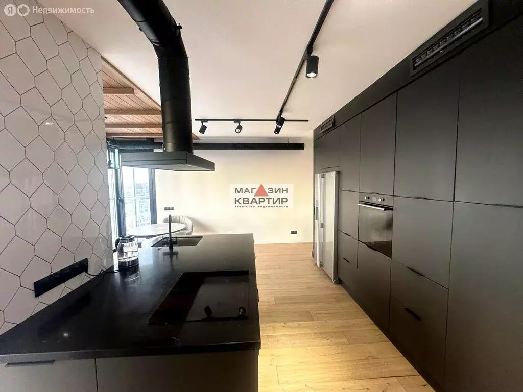 3-комнатная квартира: Смоленск, бульвар Гагарина, 8 (101 м) - Фото 1