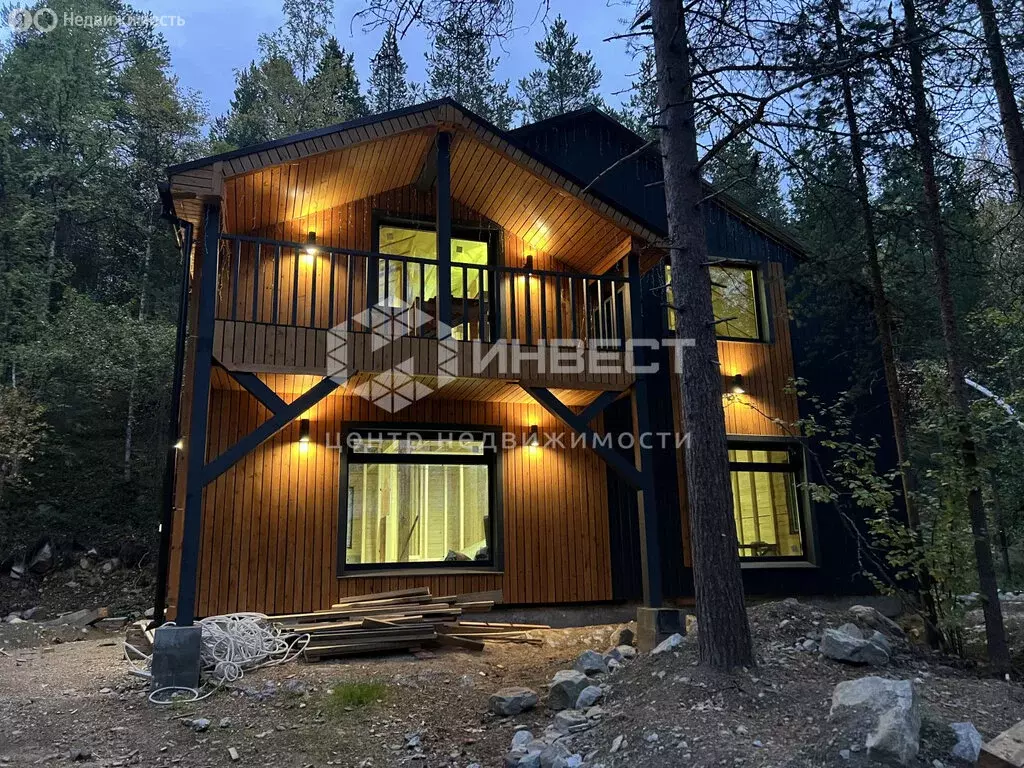 Дом в Кольский район, сельское поселение Тулома, село Тулома (160 м) - Фото 1