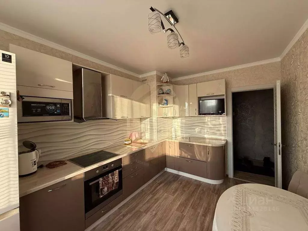 3-к кв. Белгородская область, Старый Оскол Северный мкр, 14 (63.0 м) - Фото 1