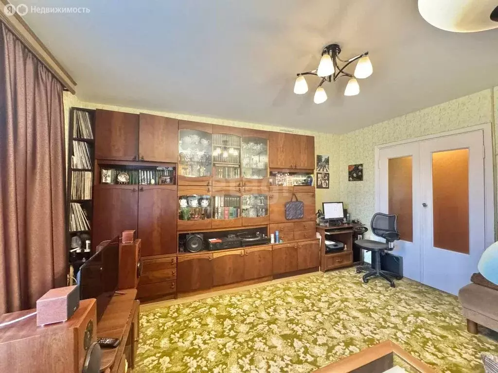 3-комнатная квартира: Воронеж, улица Лётчика Колесниченко, 29 (61 м) - Фото 1
