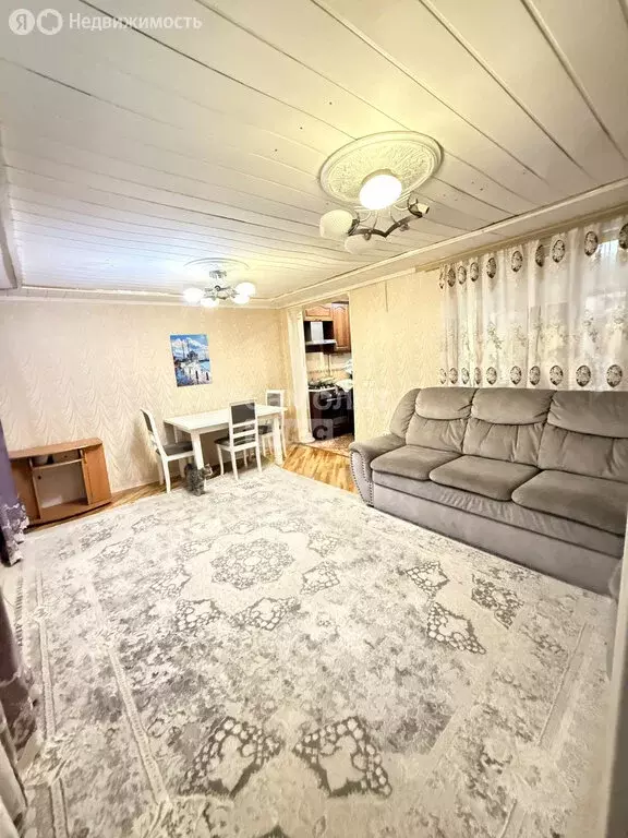 3-комнатная квартира: Нальчик, улица Суворова, 21 (65 м) - Фото 1