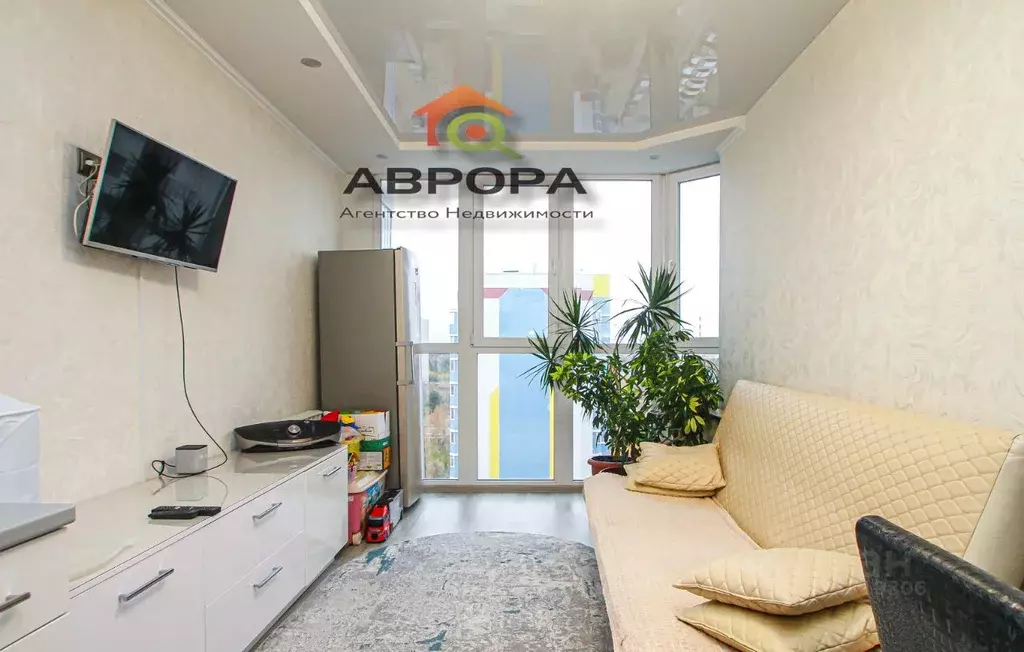 2-к кв. Ханты-Мансийский АО, Сургут ул. Ивана Захарова, 2/1 (62.1 м) - Фото 1