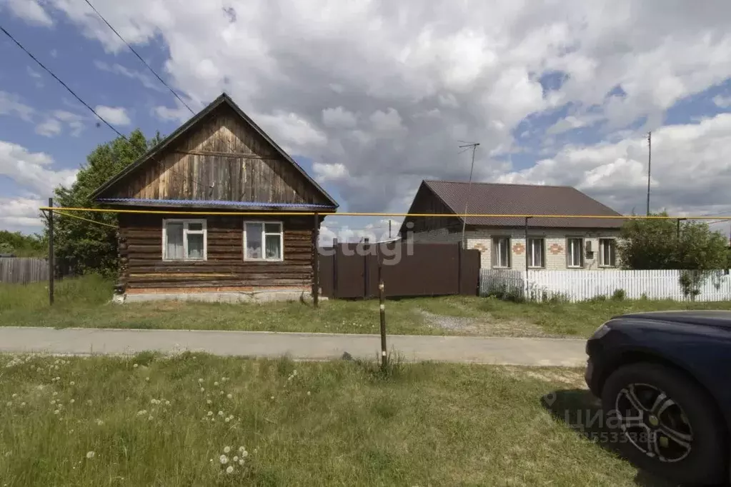 Дом в Тюменская область, Тюменский муниципальный округ, с. Чикча ул. ... - Фото 1