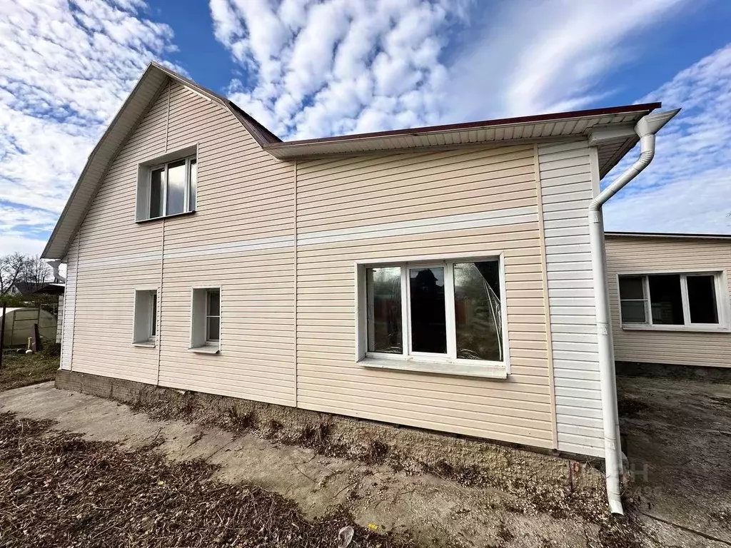 Дом в Липецкая область, Добровский муниципальный округ, с. Панино ул. ... - Фото 1