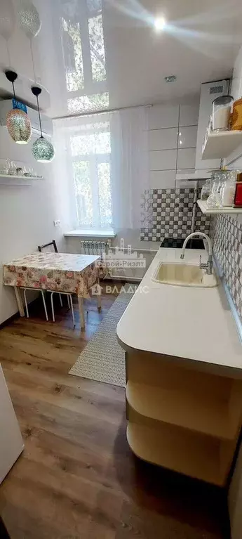 3-к. квартира, 71,8 м, 2/3 эт. - Фото 0