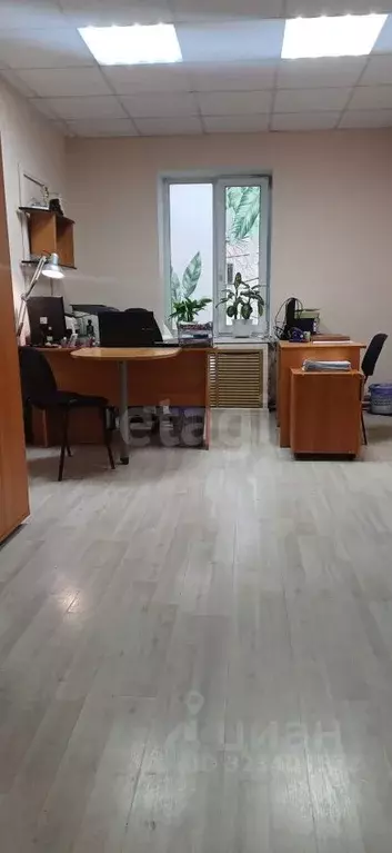 Офис в Свердловская область, Нижний Тагил Учительская ул., 12 (134 м) - Фото 1