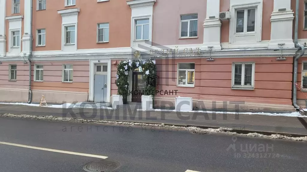 Офис в Нижегородская область, Нижний Новгород ул. Минина, 2/8 (75 м) - Фото 1