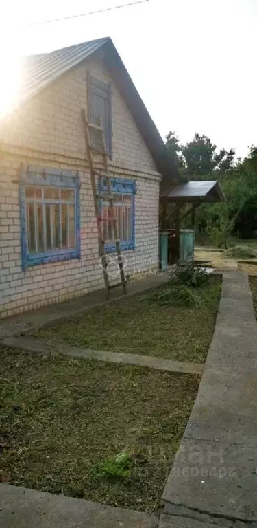 Дом в Волгоградская область, Волжский Строитель СНТ, ул. 4-я (50 м) - Фото 0