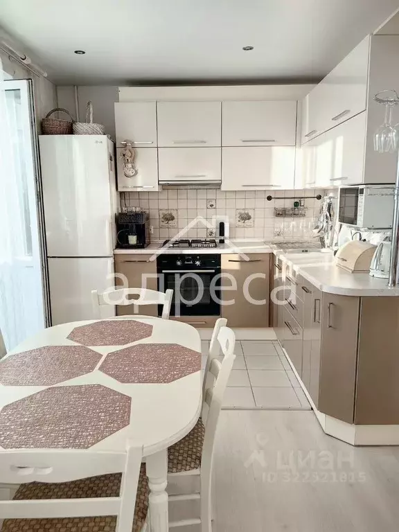 3-к кв. Самарская область, Самара Ново-Садовая ул., 164А (60.0 м) - Фото 1