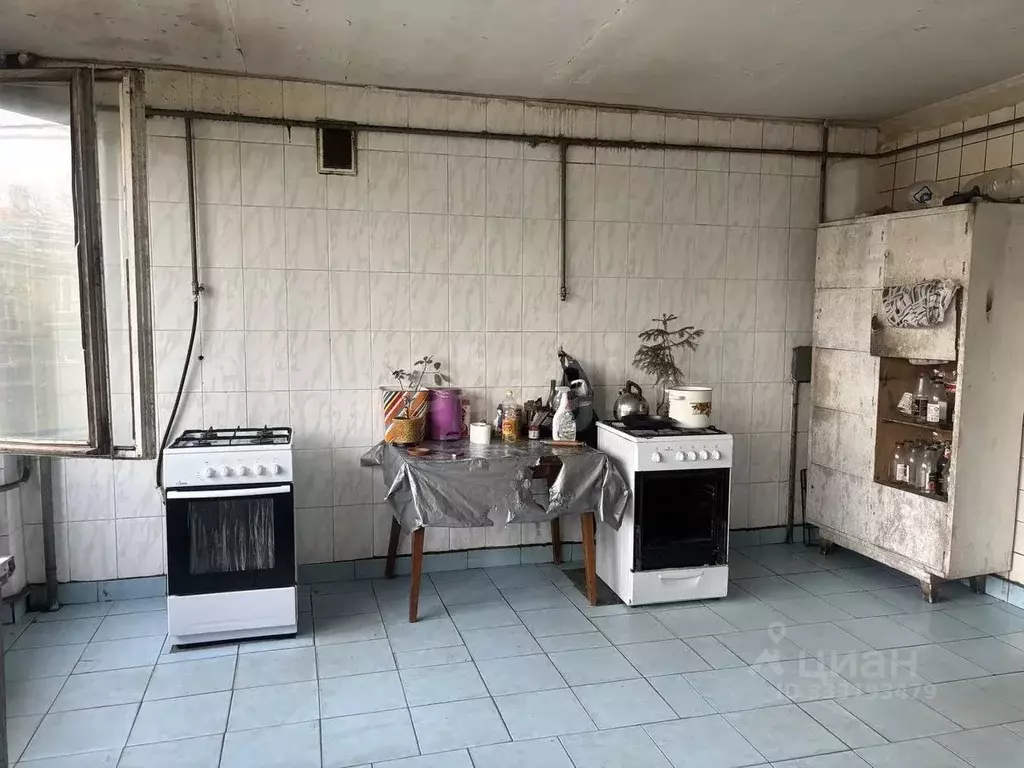 Комната Санкт-Петербург ул. Трефолева, 35 (18.0 м) - Фото 1