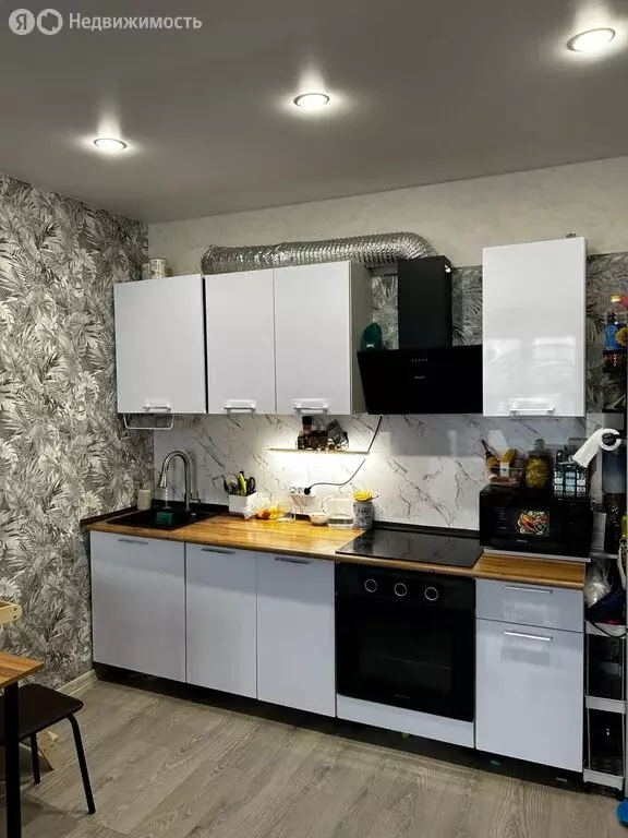 Квартира-студия: Киров, Прибрежный бульвар, 4 (27 м) - Фото 0