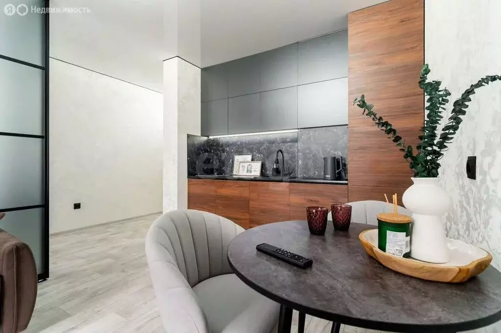 1-комнатная квартира: Омск, улица Крупской, 13/4 (38.5 м) - Фото 2