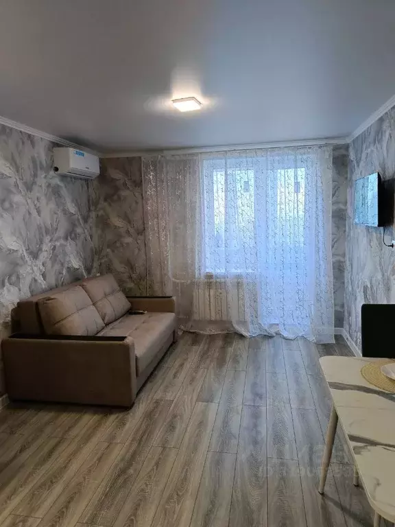 1-к кв. Саратовская область, Саратов ул. Имени Николая Чихарева, 10 ... - Фото 0