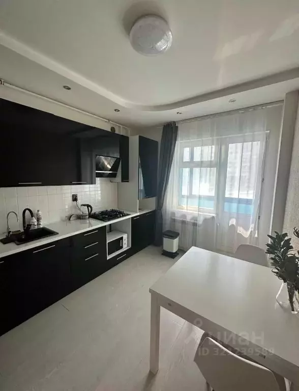 1-к кв. Саха (Якутия), Якутск ул. Чепалова, 37 (45.0 м) - Фото 0