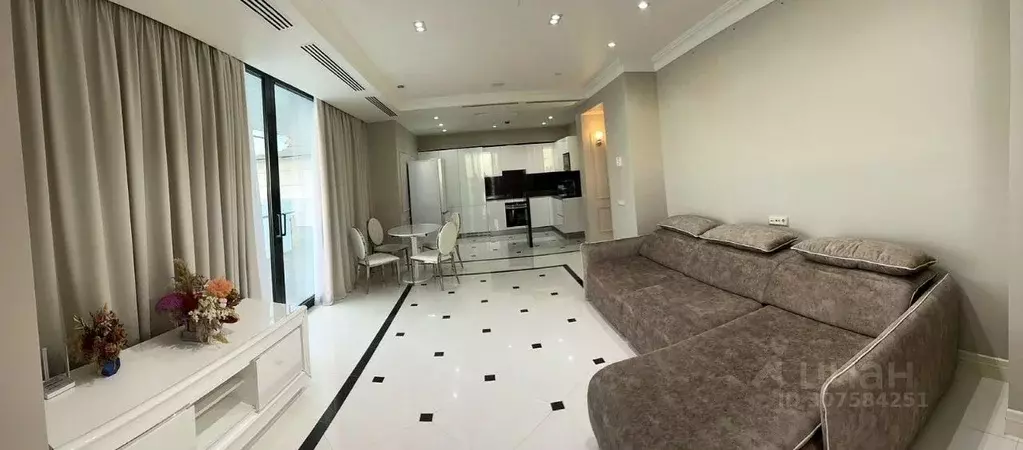 3-к кв. Краснодарский край, Сочи Центральный мкр, ул. Орджоникидзе, 17 ... - Фото 1