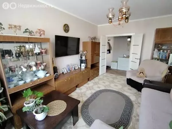 3-комнатная квартира: Курган, жилой район Заозёрный, микрорайон 6А, 2 ... - Фото 1