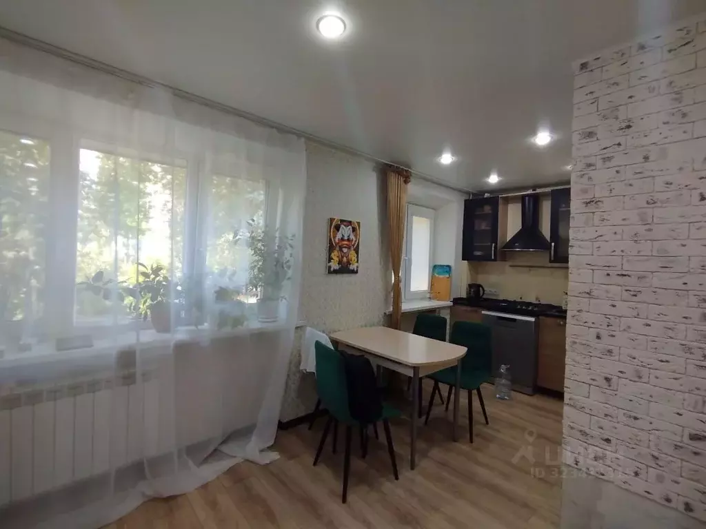 3-к кв. Ростовская область, Волгодонск ул. Максима Горького, 91 (61.0 ... - Фото 1