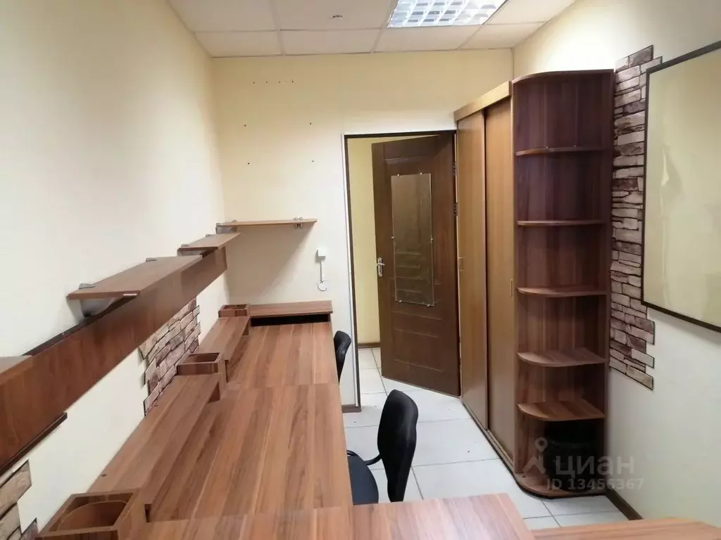 Офис в Коми, Сыктывкар ул. Карла Маркса, 192 (9 м) - Фото 0