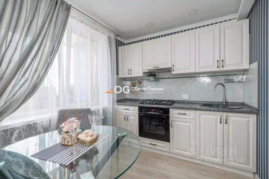 3-к кв. Брянская область, Выгоничский район, Кокинское с/пос, с. ... - Фото 2