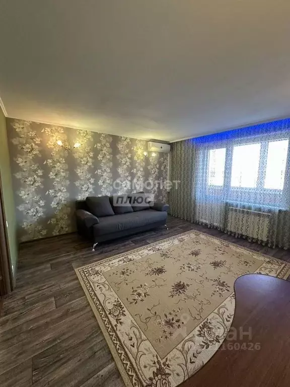 2-к кв. Челябинская область, Челябинск Пекинская ул., 25А (56.0 м) - Фото 1