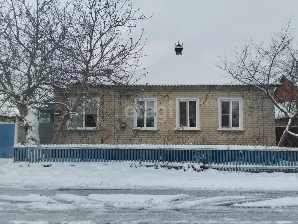 Дом в Белгородская область, Алексеевка пер. Гоголя (80 м) - Фото 0