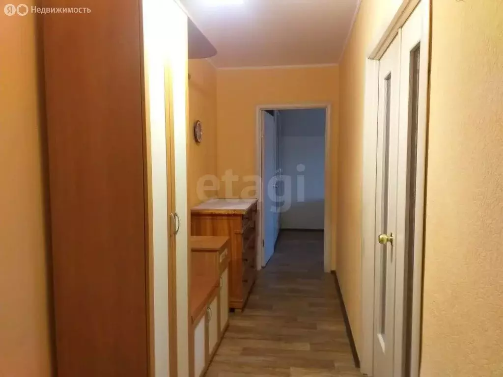 2-комнатная квартира: Кировский, Центральная улица, 6 (51 м) - Фото 0