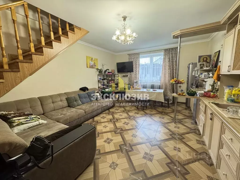 Дом в Ставропольский край, Ессентуки Сенная ул. (82 м) - Фото 1