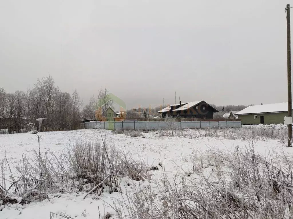 Участок в Ленинградская область, Выборгский район, пос. Первомайское ... - Фото 2