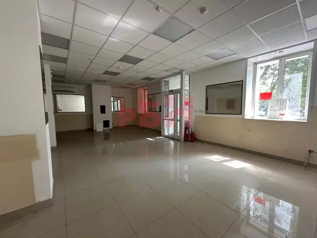 Помещение свободного назначения в Тюменская область, Тюмень ул. ... - Фото 0